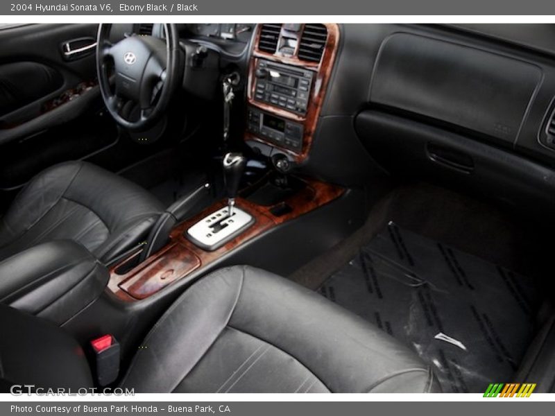 Ebony Black / Black 2004 Hyundai Sonata V6