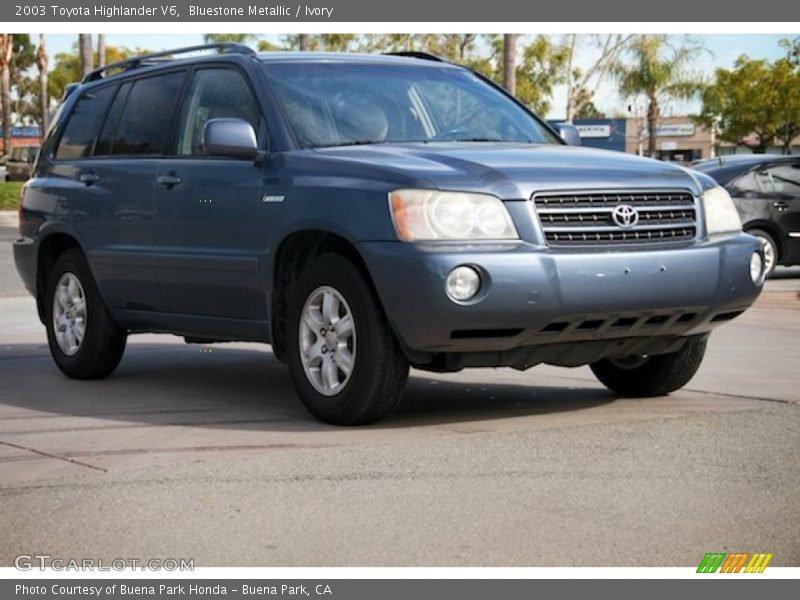 Bluestone Metallic / Ivory 2003 Toyota Highlander V6