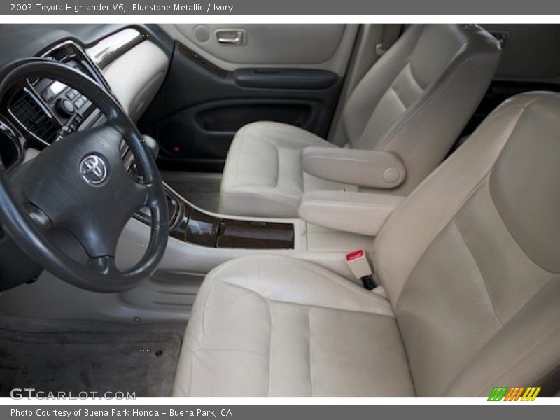 Bluestone Metallic / Ivory 2003 Toyota Highlander V6