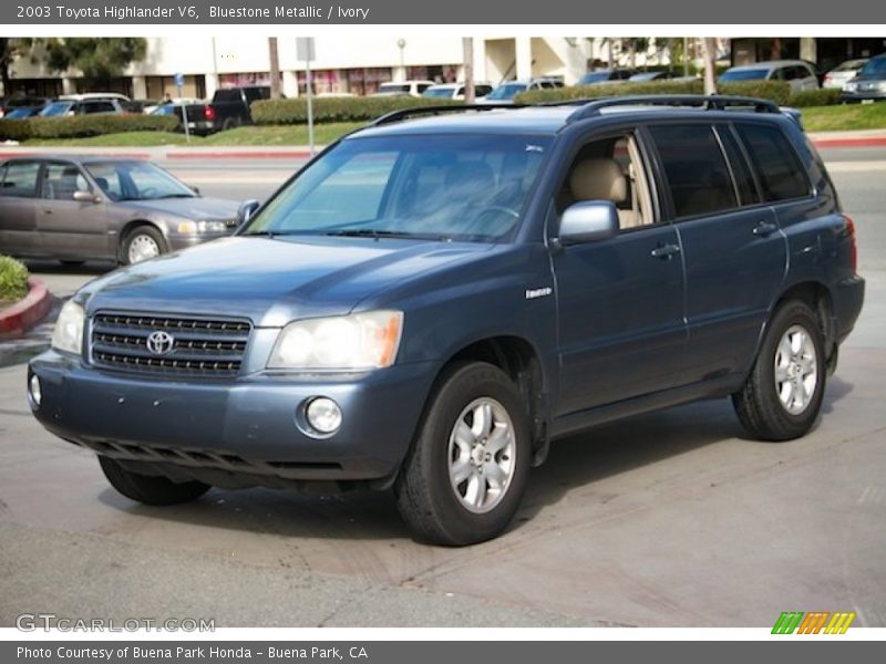 Bluestone Metallic / Ivory 2003 Toyota Highlander V6