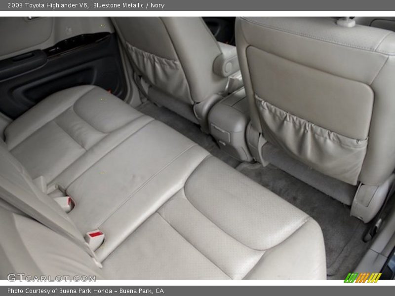 Bluestone Metallic / Ivory 2003 Toyota Highlander V6