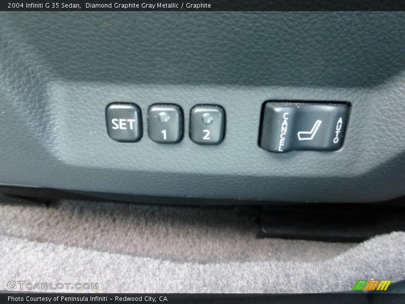 Diamond Graphite Gray Metallic / Graphite 2004 Infiniti G 35 Sedan