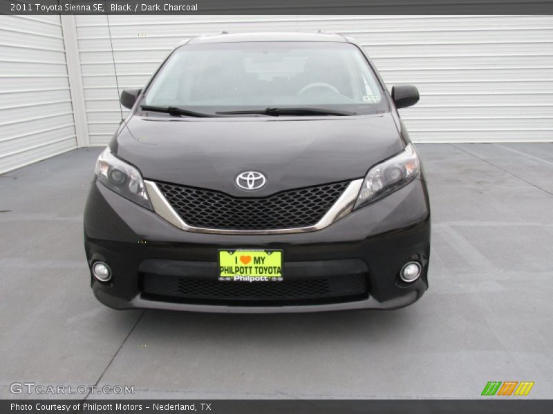 Black / Dark Charcoal 2011 Toyota Sienna SE