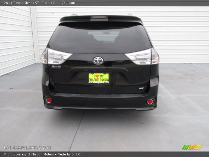 Black / Dark Charcoal 2011 Toyota Sienna SE