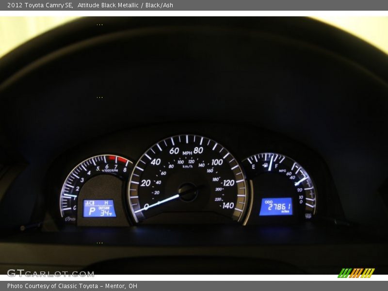 Attitude Black Metallic / Black/Ash 2012 Toyota Camry SE