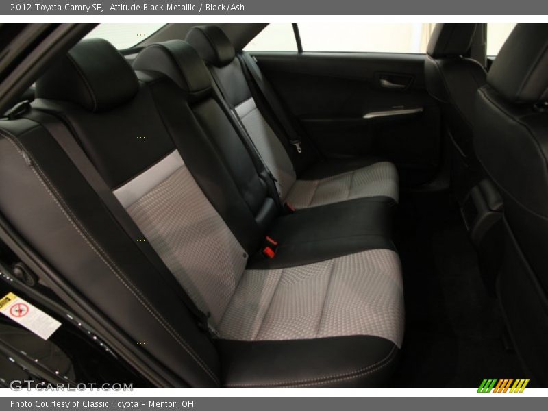 Attitude Black Metallic / Black/Ash 2012 Toyota Camry SE