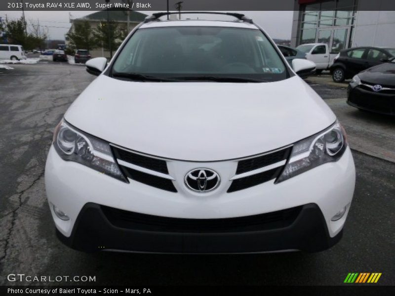 Super White / Black 2013 Toyota RAV4 XLE AWD