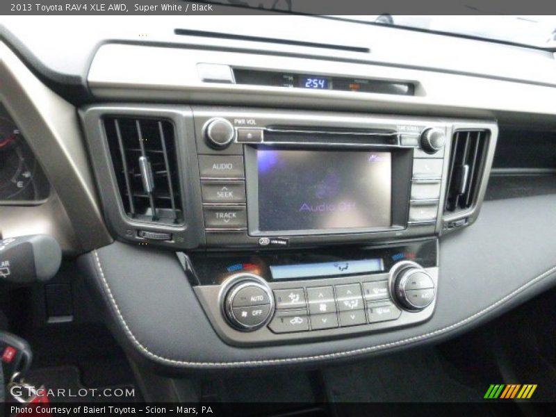 Super White / Black 2013 Toyota RAV4 XLE AWD