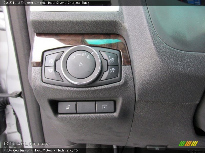 Ingot Silver / Charcoal Black 2015 Ford Explorer Limited