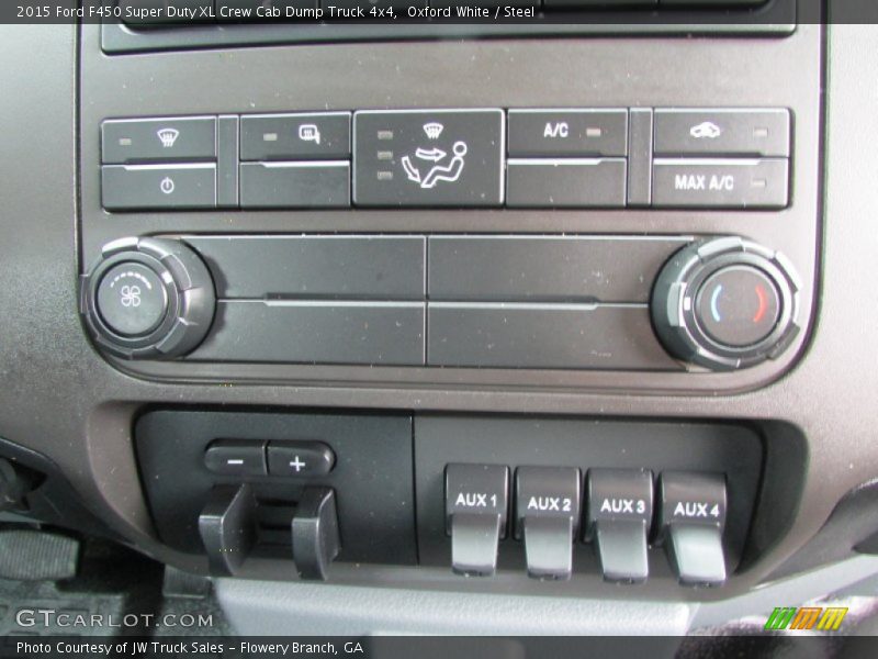 Controls of 2015 F450 Super Duty XL Crew Cab Dump Truck 4x4