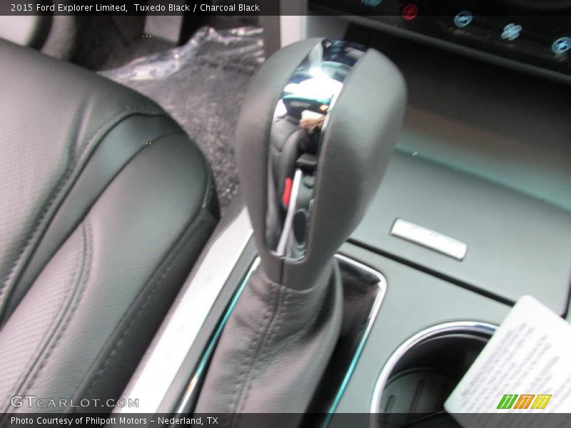 Tuxedo Black / Charcoal Black 2015 Ford Explorer Limited