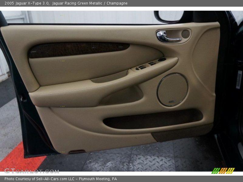 Jaguar Racing Green Metallic / Champagne 2005 Jaguar X-Type 3.0