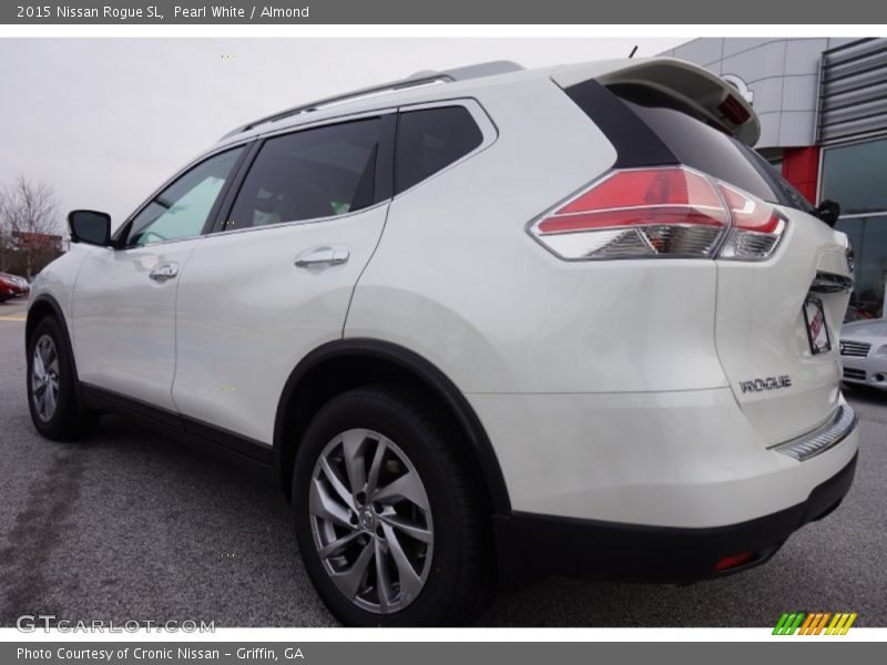 Pearl White / Almond 2015 Nissan Rogue SL