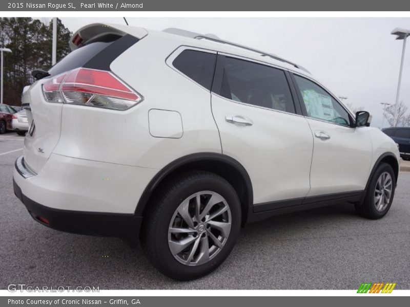 Pearl White / Almond 2015 Nissan Rogue SL