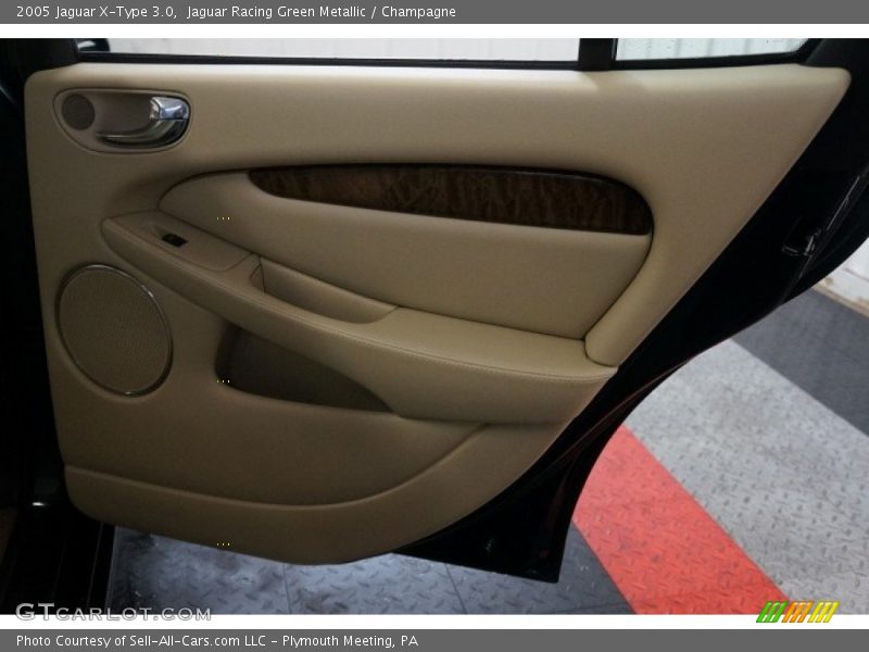 Jaguar Racing Green Metallic / Champagne 2005 Jaguar X-Type 3.0