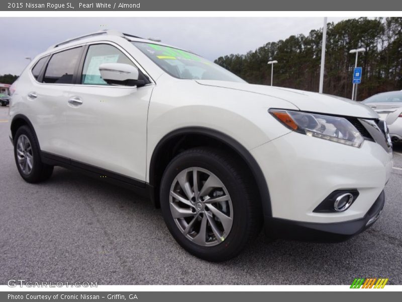 Pearl White / Almond 2015 Nissan Rogue SL