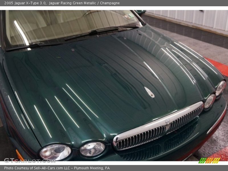 Jaguar Racing Green Metallic / Champagne 2005 Jaguar X-Type 3.0