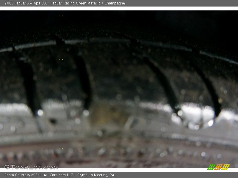 Jaguar Racing Green Metallic / Champagne 2005 Jaguar X-Type 3.0