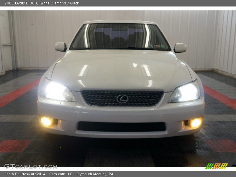 White Diamond / Black 2001 Lexus IS 300