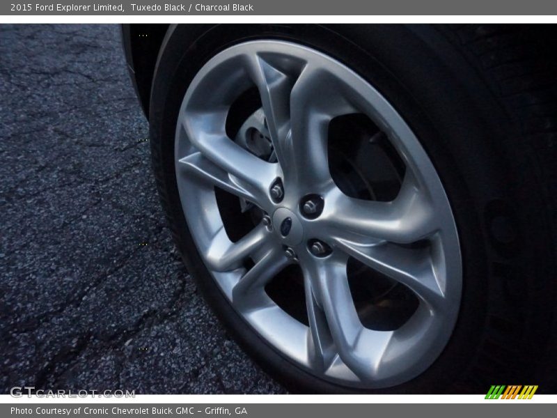 Tuxedo Black / Charcoal Black 2015 Ford Explorer Limited
