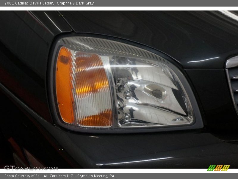 Graphite / Dark Gray 2001 Cadillac DeVille Sedan
