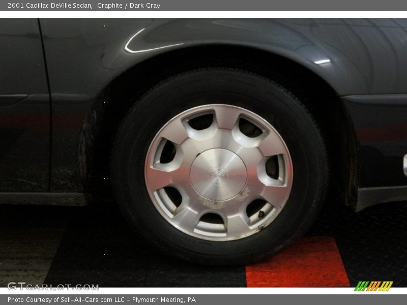Graphite / Dark Gray 2001 Cadillac DeVille Sedan