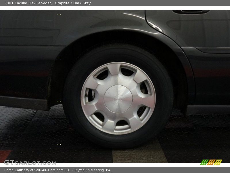 Graphite / Dark Gray 2001 Cadillac DeVille Sedan