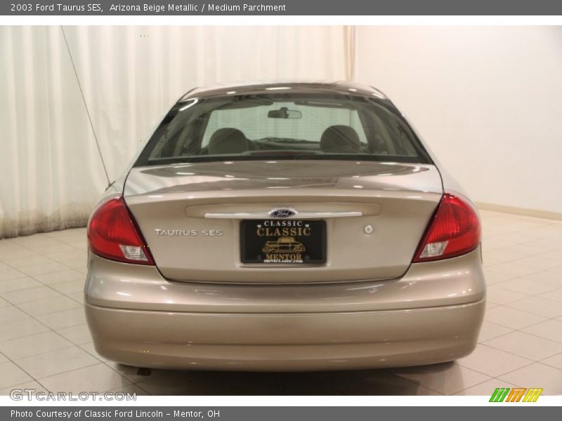 Arizona Beige Metallic / Medium Parchment 2003 Ford Taurus SES