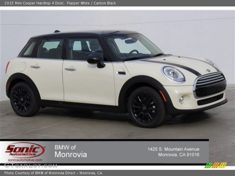 Pepper White / Carbon Black 2015 Mini Cooper Hardtop 4 Door
