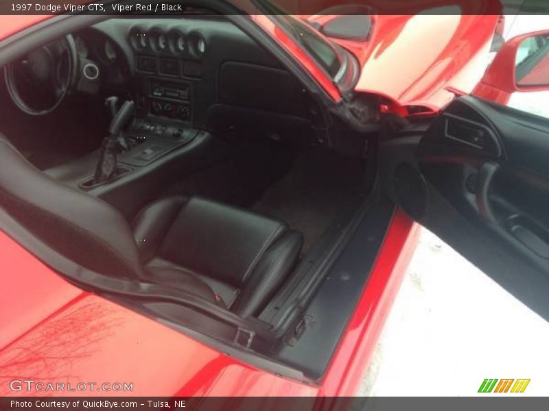 Viper Red / Black 1997 Dodge Viper GTS
