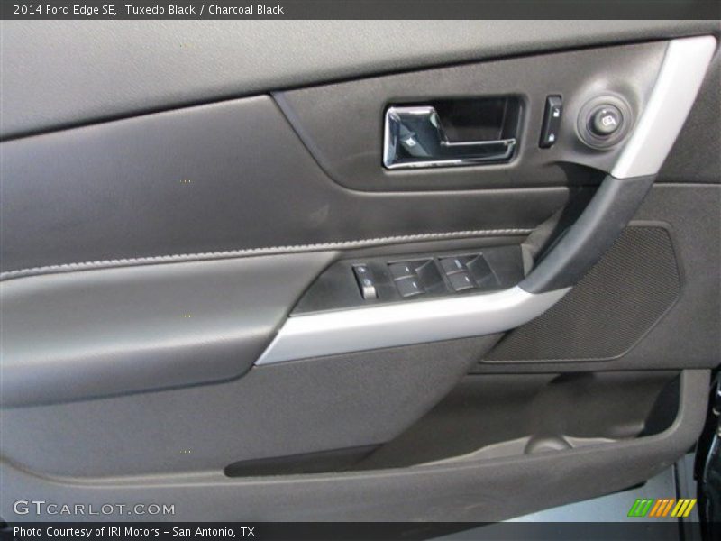 Tuxedo Black / Charcoal Black 2014 Ford Edge SE