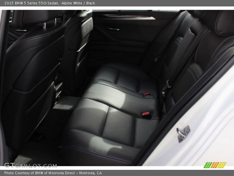 Alpine White / Black 2015 BMW 5 Series 550i Sedan