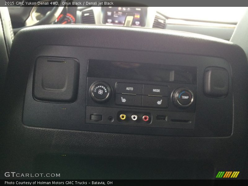 Onyx Black / Denali Jet Black 2015 GMC Yukon Denali 4WD