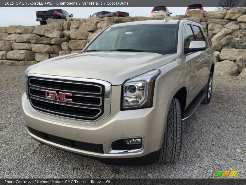 Champagne Silver Metallic / Cocoa/Dune 2015 GMC Yukon SLE 4WD