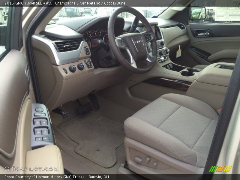Champagne Silver Metallic / Cocoa/Dune 2015 GMC Yukon SLE 4WD