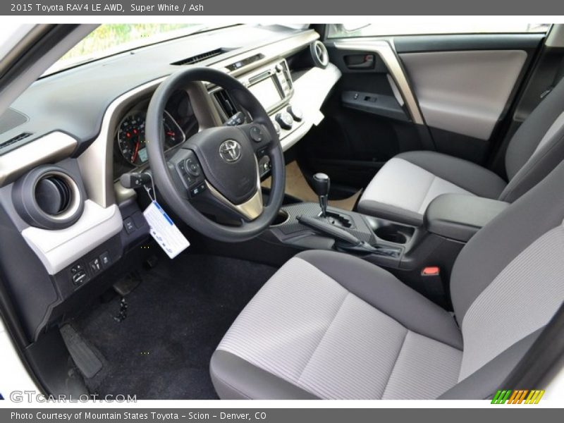 Super White / Ash 2015 Toyota RAV4 LE AWD