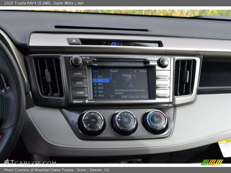 Super White / Ash 2015 Toyota RAV4 LE AWD