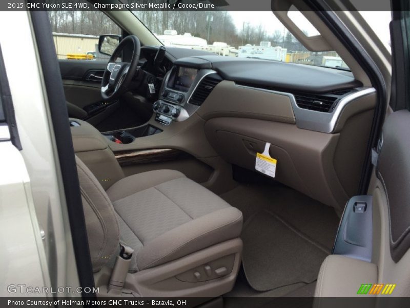 Champagne Silver Metallic / Cocoa/Dune 2015 GMC Yukon SLE 4WD