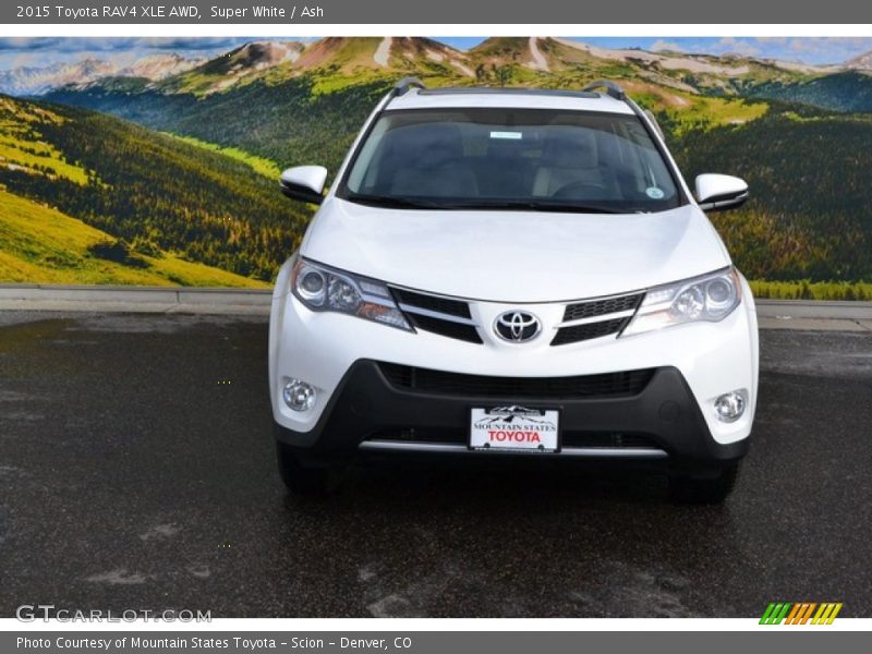 Super White / Ash 2015 Toyota RAV4 XLE AWD