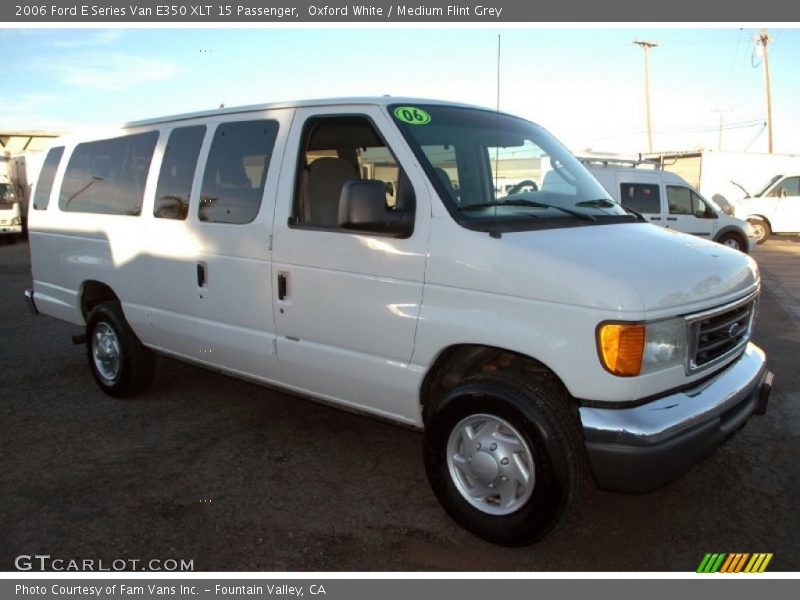 Oxford White / Medium Flint Grey 2006 Ford E Series Van E350 XLT 15 Passenger