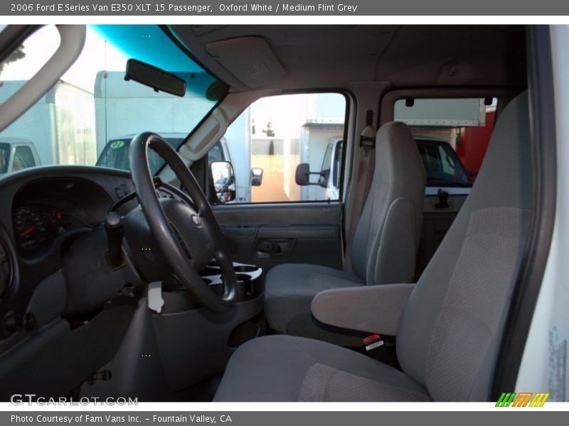 Oxford White / Medium Flint Grey 2006 Ford E Series Van E350 XLT 15 Passenger