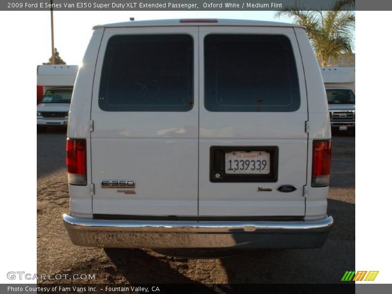 Oxford White / Medium Flint 2009 Ford E Series Van E350 Super Duty XLT Extended Passenger