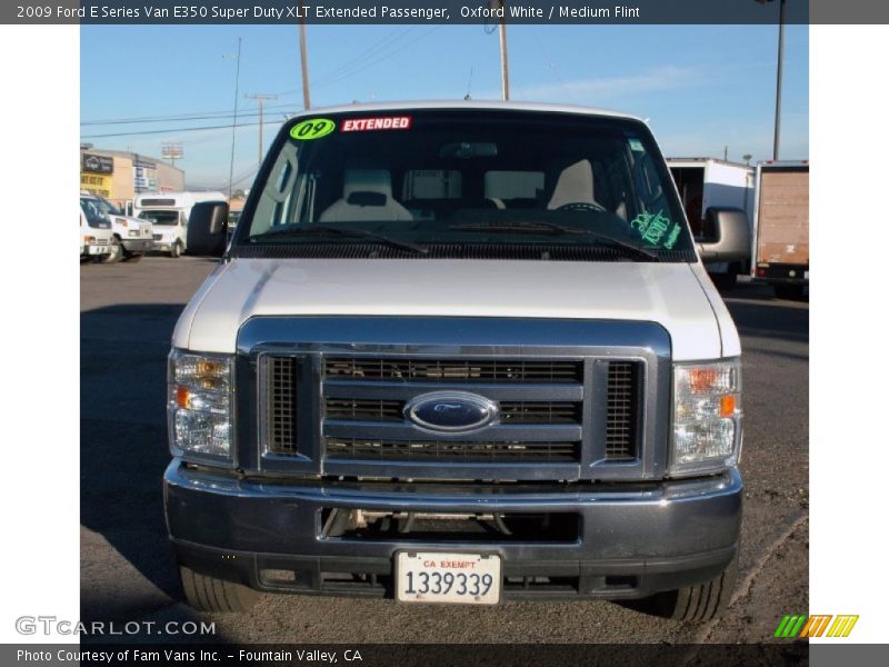 Oxford White / Medium Flint 2009 Ford E Series Van E350 Super Duty XLT Extended Passenger