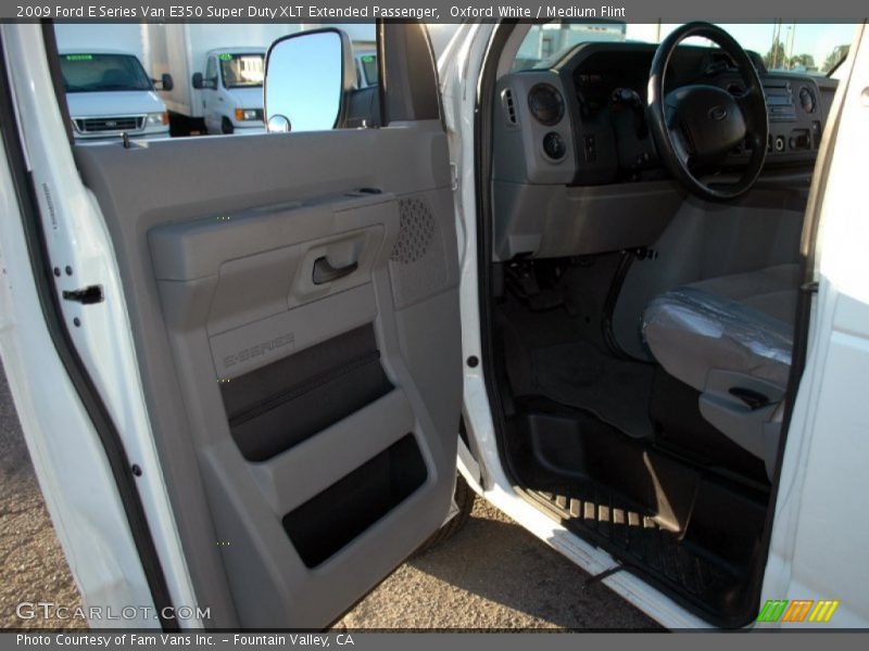 Oxford White / Medium Flint 2009 Ford E Series Van E350 Super Duty XLT Extended Passenger