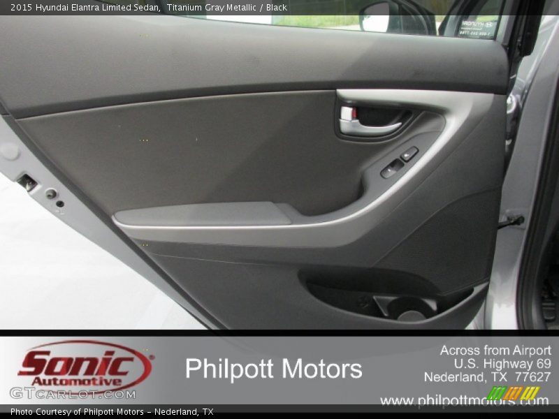 Titanium Gray Metallic / Black 2015 Hyundai Elantra Limited Sedan