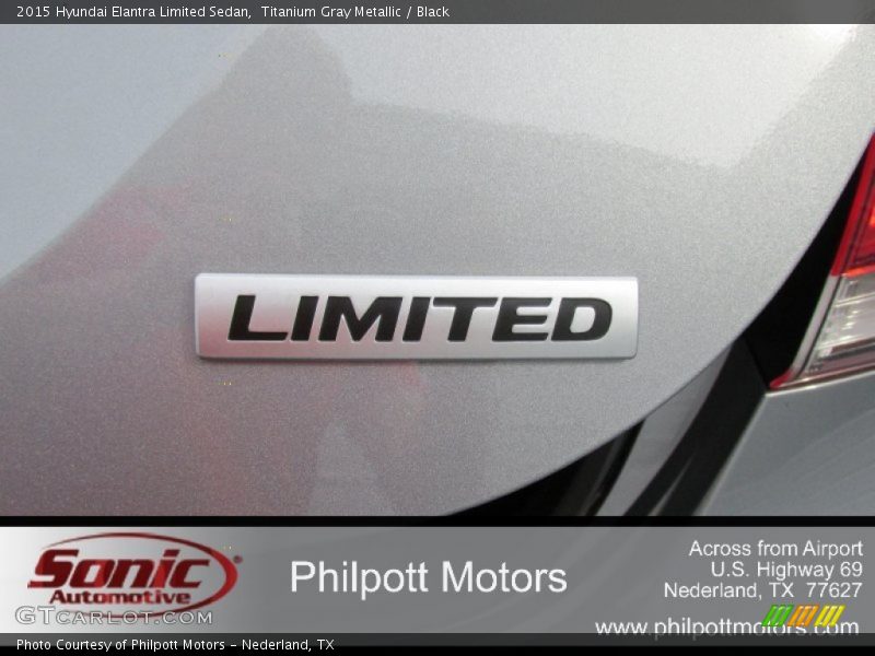 Titanium Gray Metallic / Black 2015 Hyundai Elantra Limited Sedan
