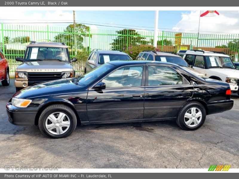 Black / Oak 2000 Toyota Camry LE