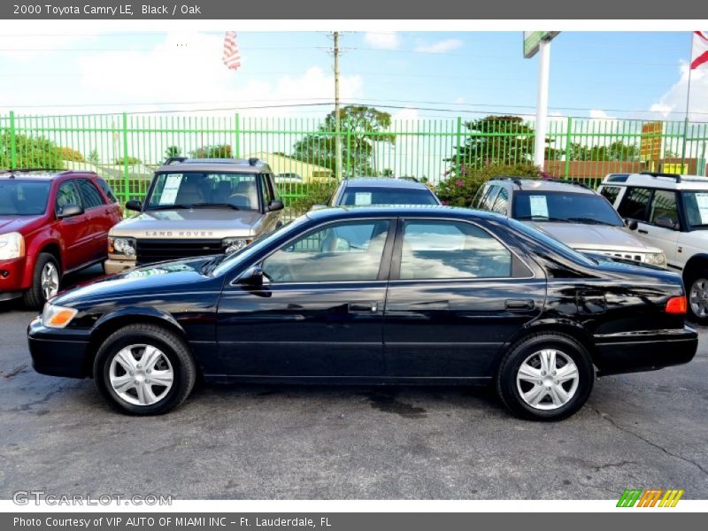 Black / Oak 2000 Toyota Camry LE