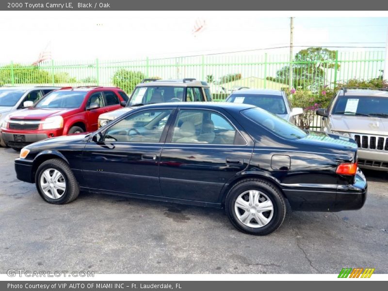 Black / Oak 2000 Toyota Camry LE
