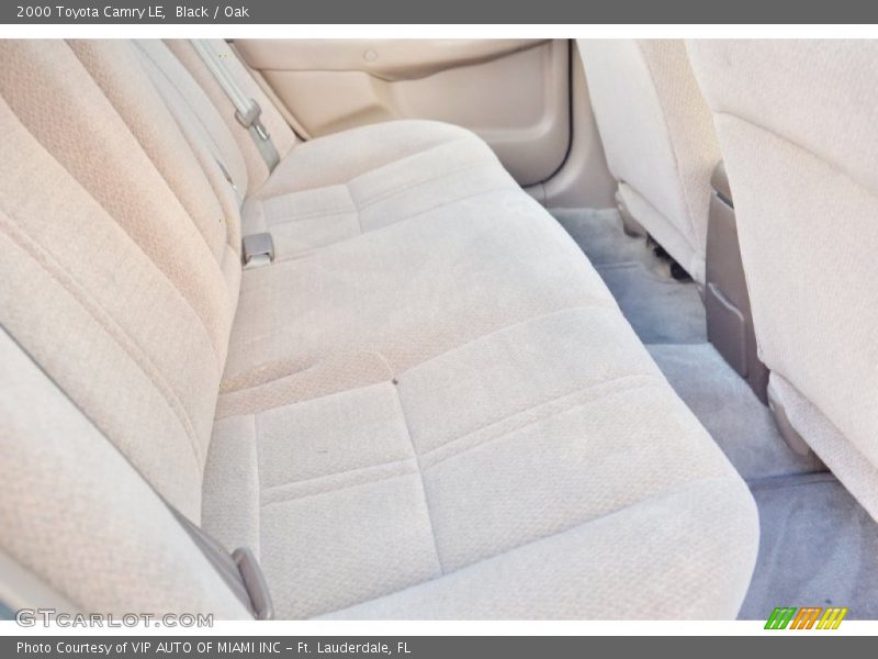 Black / Oak 2000 Toyota Camry LE